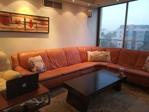 Cozy Room In Shared Apartment (penthouse)