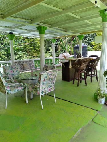 Hostal Caldo Tours