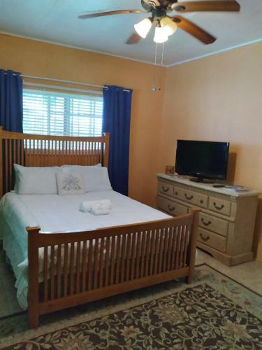 Hostal Caldo Tours