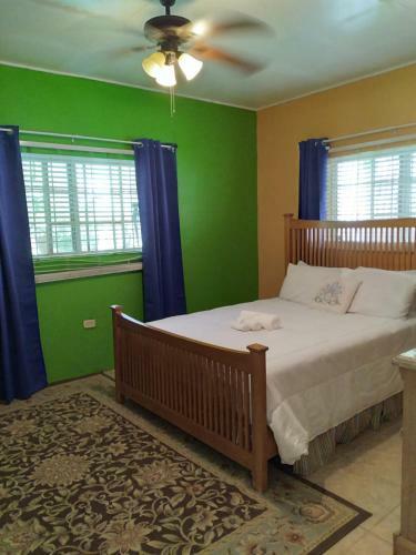 Hostal Caldo Tours