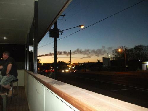 Spinifex Motel And Serviced Apartments