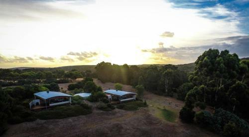Lodge Hilltop Studios