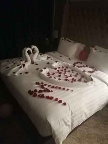 ???? ????? ?????suknai Royal Hotel