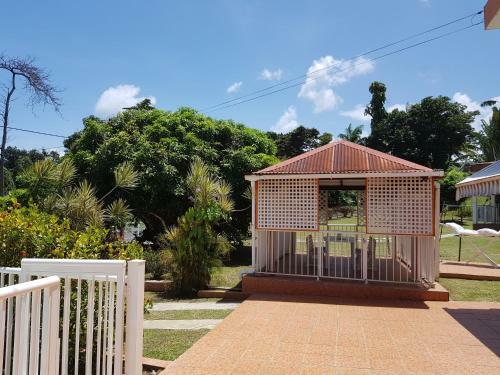 Hostal La Maison Aux Orchid�es