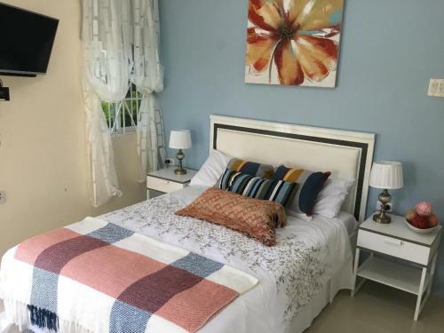 Hostal Cool Breeze Discovery Bay