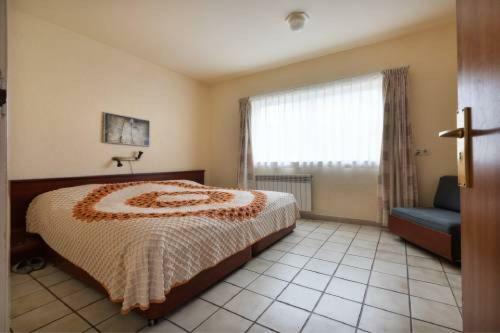 Lloret de Mar -villa Sleeps 9 With Pool , Seaview, Wifi, Streamingservices