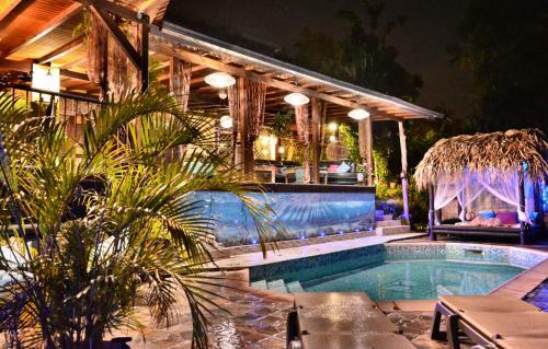 Hostal Racoon Lodge