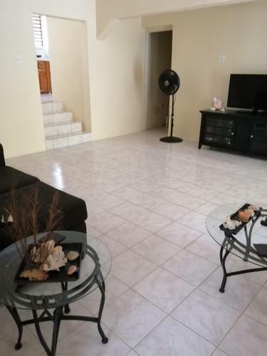 Comfortable Room In Shared House. Private Bathroom