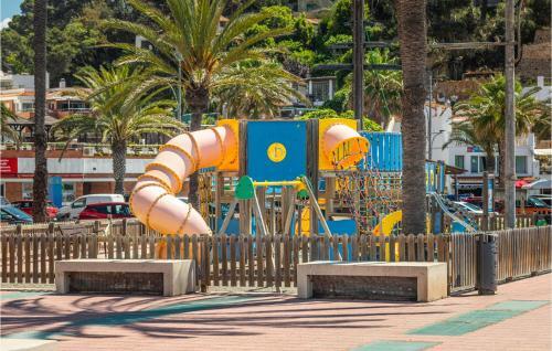 Nice Apartment In Lloret de Mar With Wifi And 1 Bedrooms