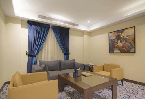 ???? ????? ????? Intour Hotel
