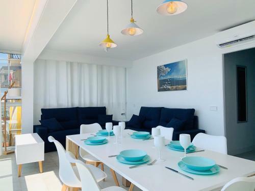 Seafront New Apartment Boutique