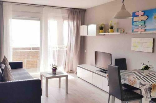 Apartamento Enfrente de La Playa de Lloret Totalmente Reformado