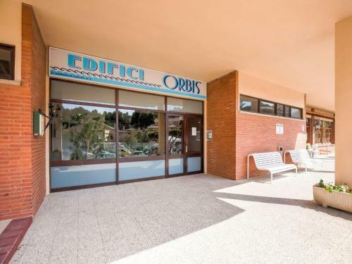 Nice Apartment In Catalu�a On The Mediterranean