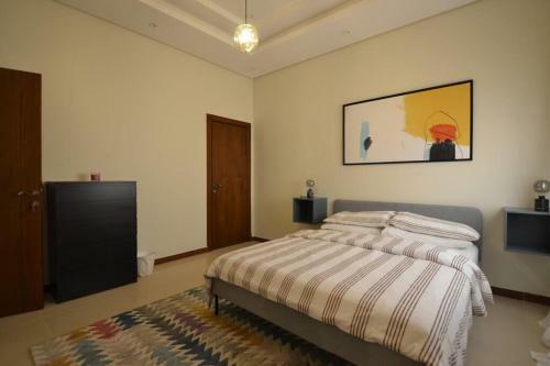 Comfy 2 Bedroom Apartment Great Location