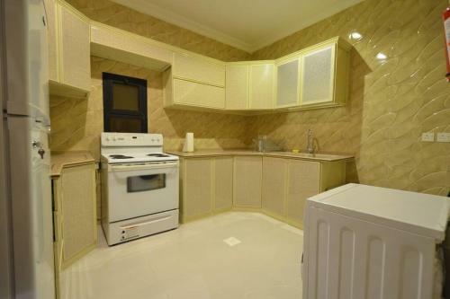 Comfy 2 Bedroom Apartment Great Location