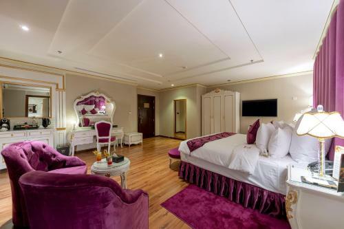 Wa Hotel