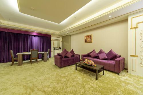 Wa Hotel