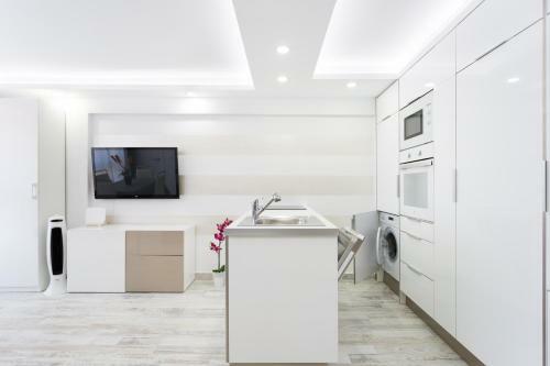 Apartamento 63 Los Cristianos Sea Front