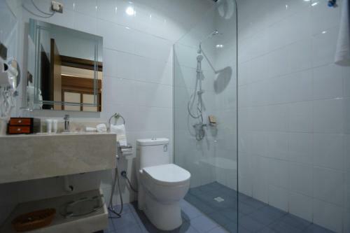 Golden Bujari Hotel-kyan ????? ?????? ???????