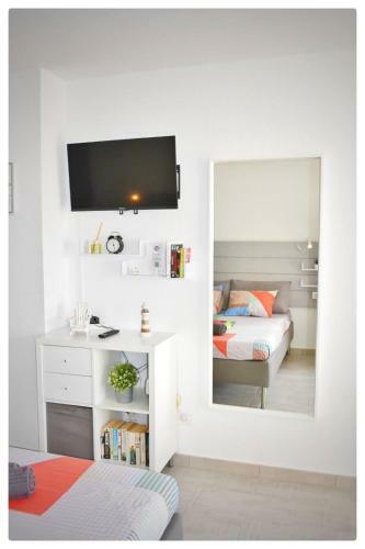 Cosmocom Apartments In Tenerife