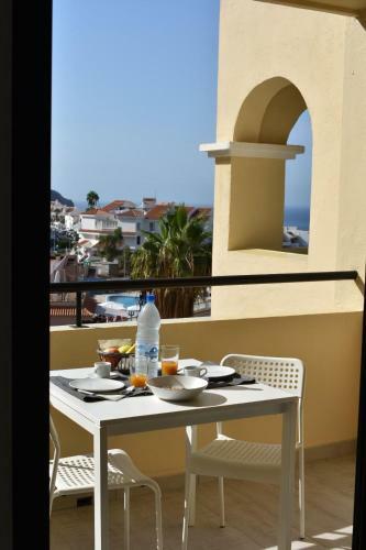 Cosmocom Apartments In Tenerife