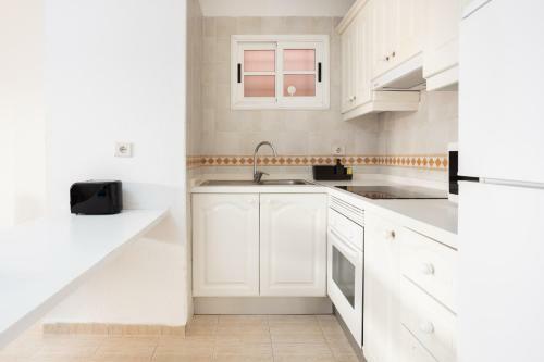 Apartamento Home2book The Heights Los Cristianos, Pool
