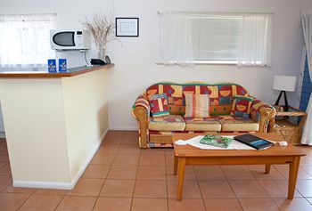 Aparthotel The York Beachfront Holiday Apartments