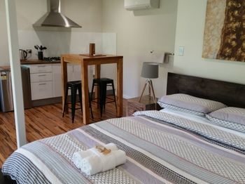 Bed & Breakfast Alaya Escape
