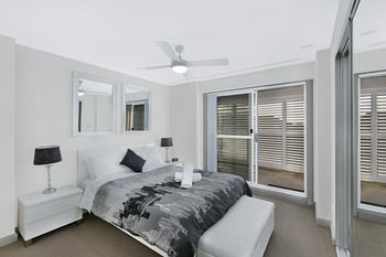 Sandy Cove Apartments
