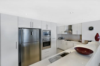 Sandy Cove Apartments