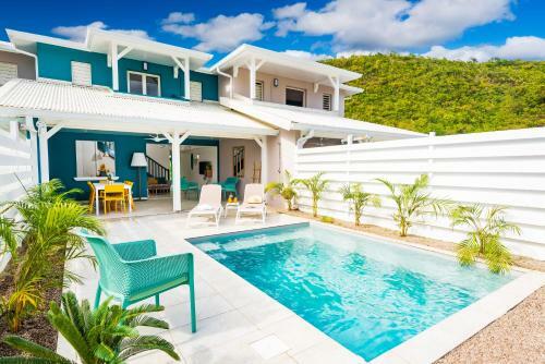 Villas Rock & Beach