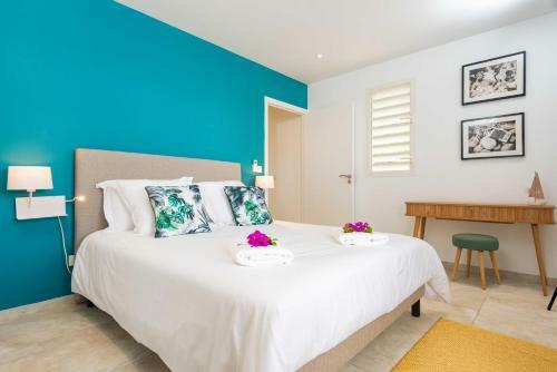 Villas Rock & Beach