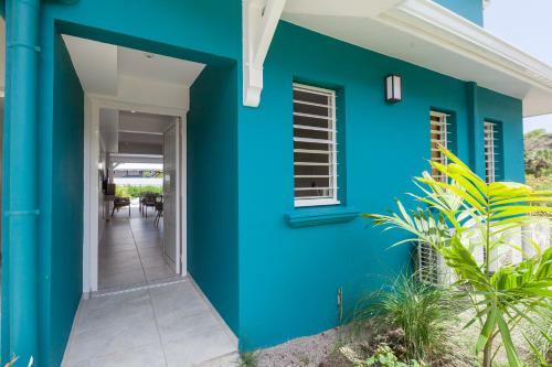 Villas Rock & Beach
