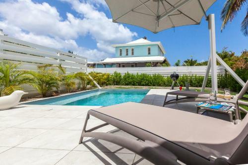 Villas Rock & Beach