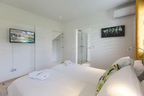 Villas Rock & Beach