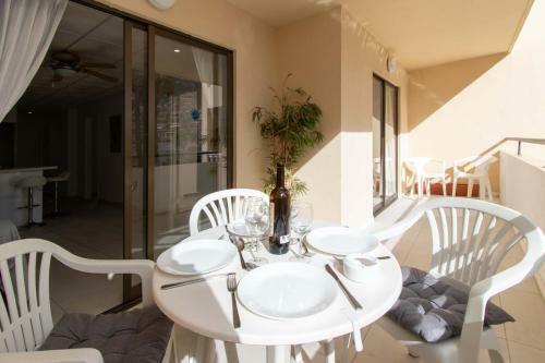 Apartamento Castle Harbour 30 - Two Bed With Pool View