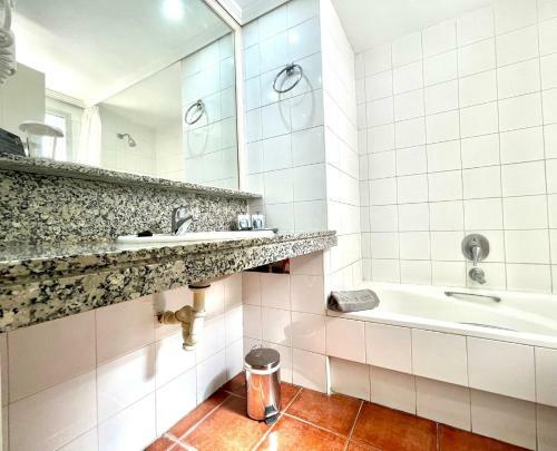Apartamento Con Balcon, Piscina, Cerca Playa En Tenerife Sur