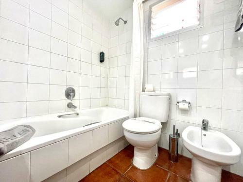 Apartamento Con Balcon, Piscina, Cerca Playa En Tenerife Sur
