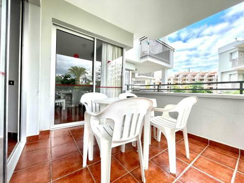 Apartamento Con Balcon, Piscina, Cerca Playa En Tenerife Sur