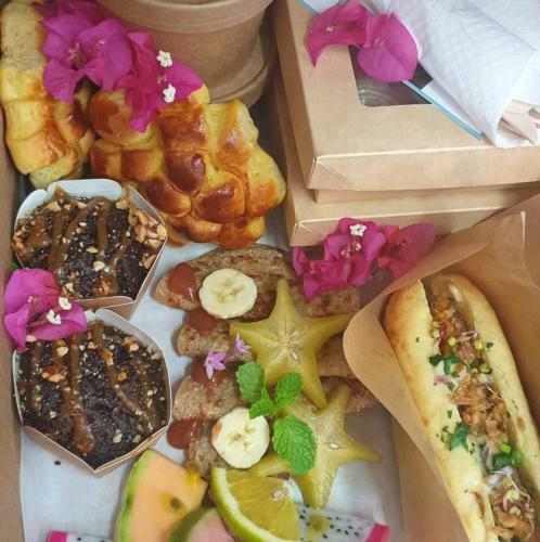 L'aliz�e Petit Dejeuner Compris