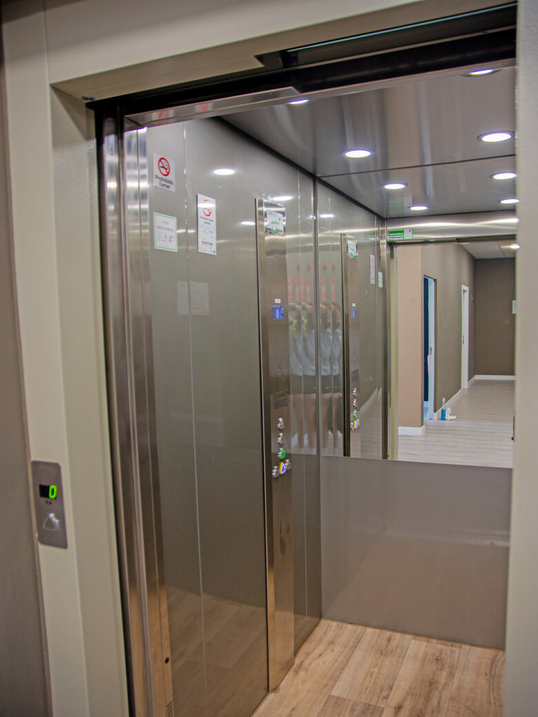 Apartamentos Santander Malia�o Suites 3000