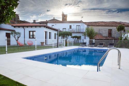 Apartamentos Rurales Cielo De Monfrag�e