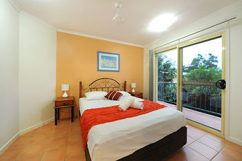 Aparthotel Beach Court Holiday Villas
