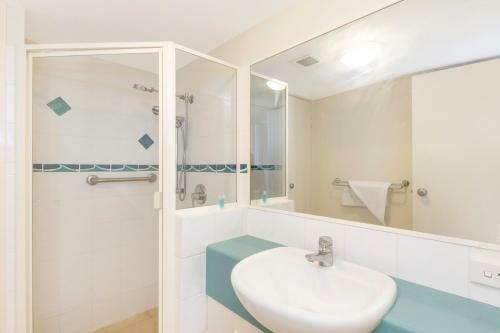 Aparthotel Riviere On Golden Beach
