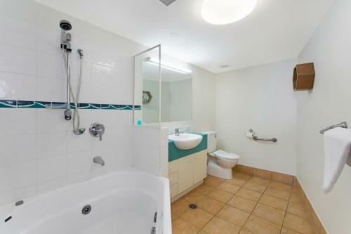 Aparthotel Riviere On Golden Beach