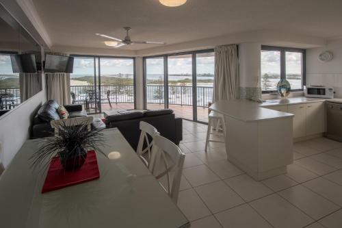 Centrepoint Apartments Caloundra