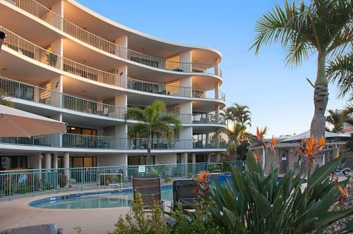 Hotel The Norfolks On Moffat Beach