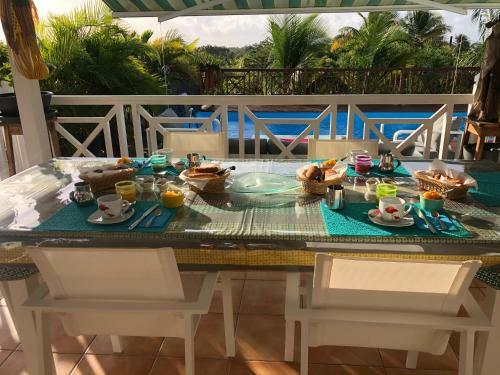 Bed & Breakfast D�sir Tropical