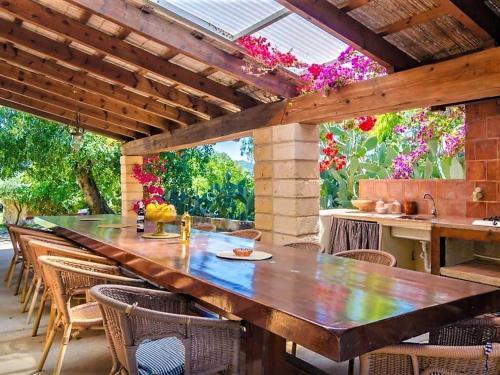 Luxury Villa In Manacor With Private Terrace And Garden