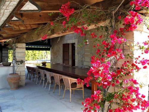 Luxury Villa In Manacor With Private Terrace And Garden
